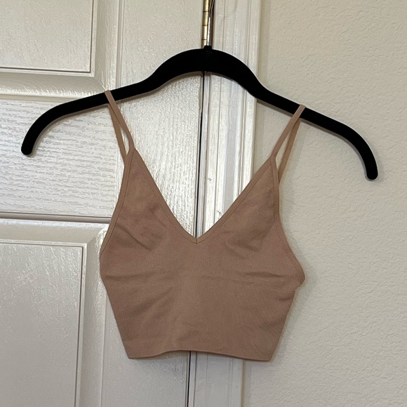 ARITZIA Talula toni seamless tank - Picture 1 of 5